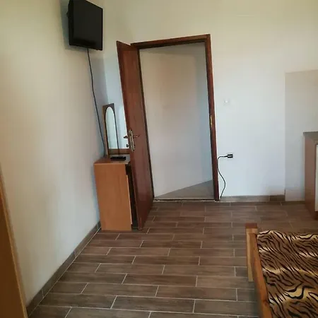 Niko Apartman *