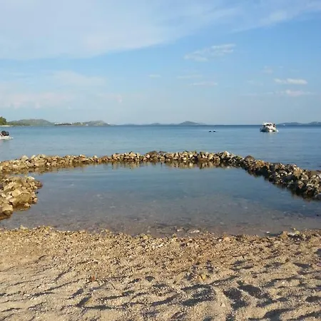 Niko Biograd na Moru